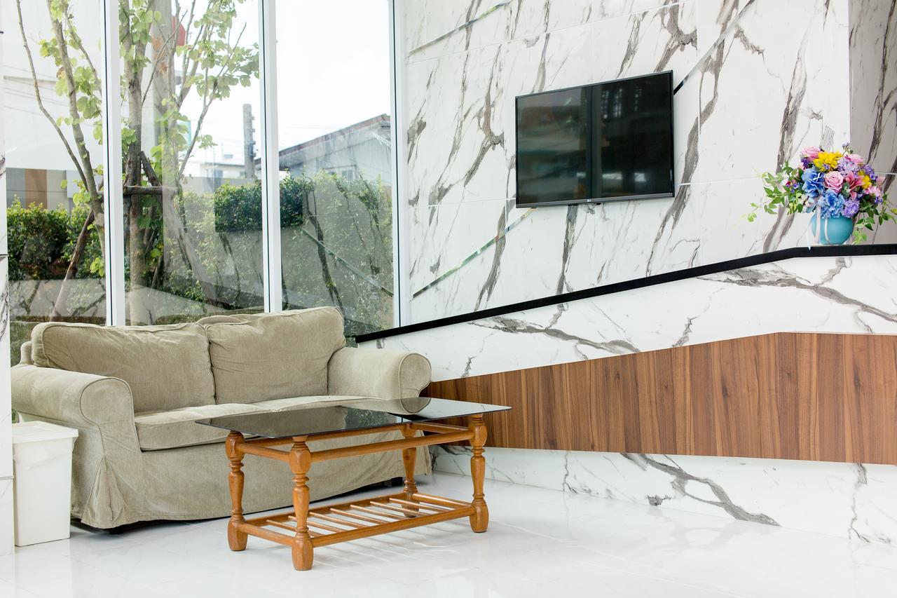 Thongchen Residence Samut Sakhon Luaran gambar