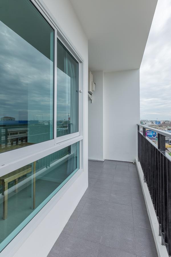 Thongchen Residence Samut Sakhon Luaran gambar